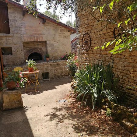 La Petite Cottage Condac Esterno foto