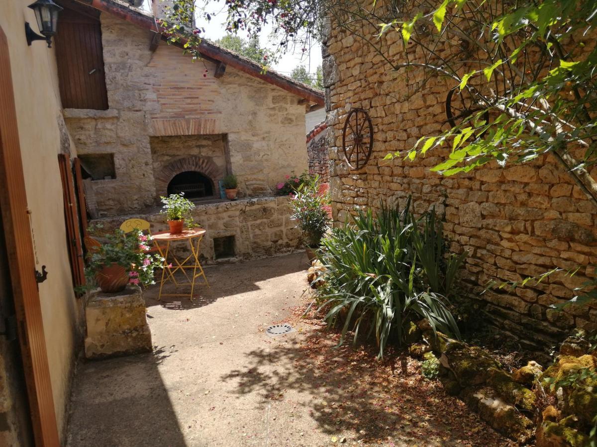 La Petite Cottage Condac Esterno foto